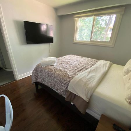 Yonge And Finch Subway !P Cozy & Quiet Private Bdr With Private Bathroom Toronto Extérieur photo